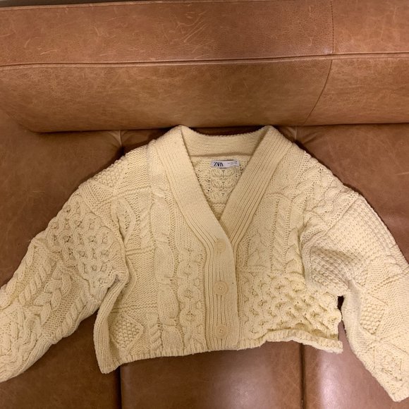 BLOGGER FAV ZARA Chunky Cable Knit Cropped Cardigan 3653/027, Yellow, Size S - Picture 1 of 8